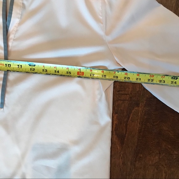 Banana Republic blouse peach/gray - Picture 4 of 5